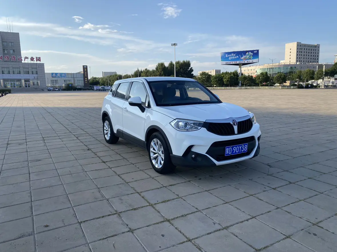 Brilliance China V3
