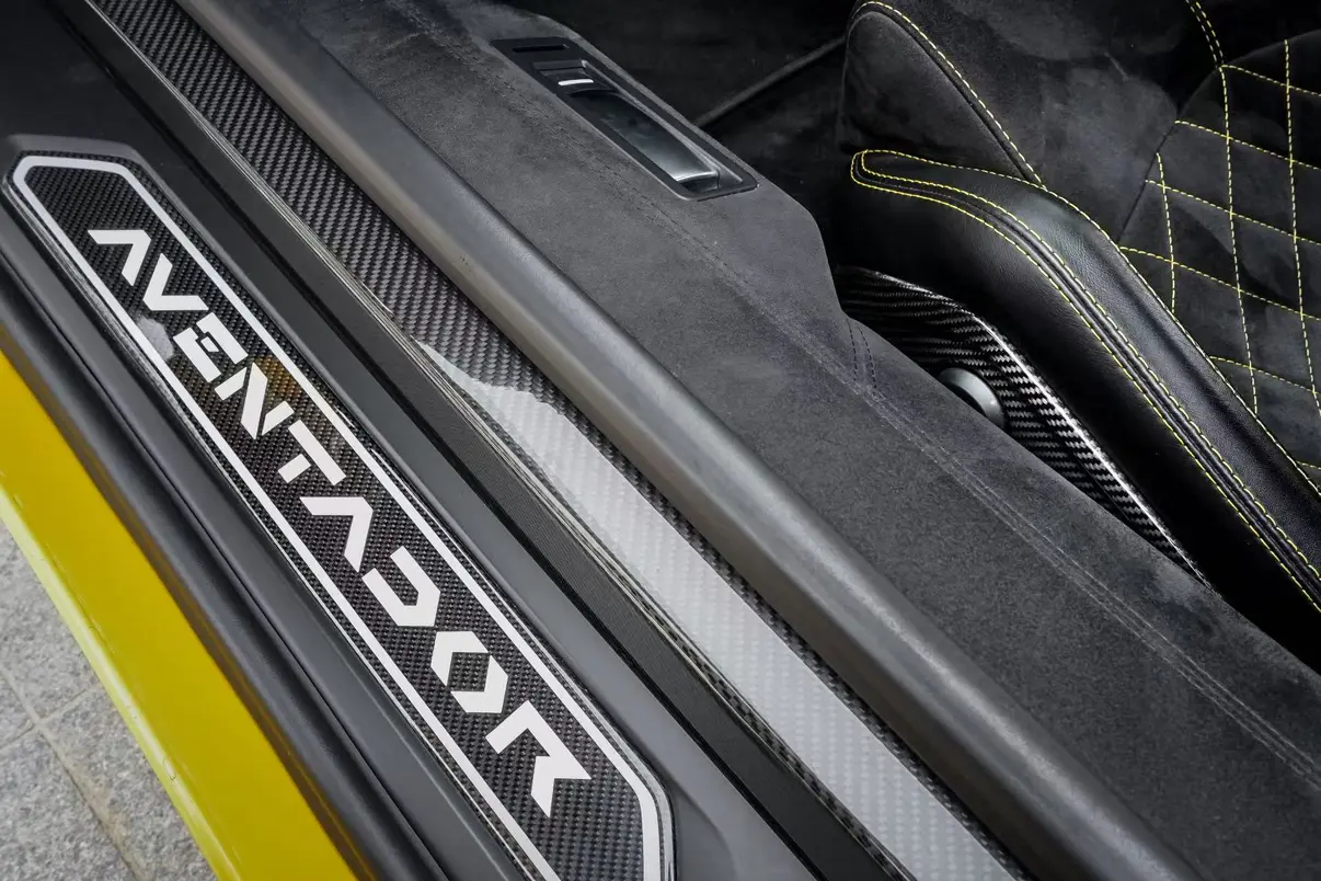 Lamborghini Aventador