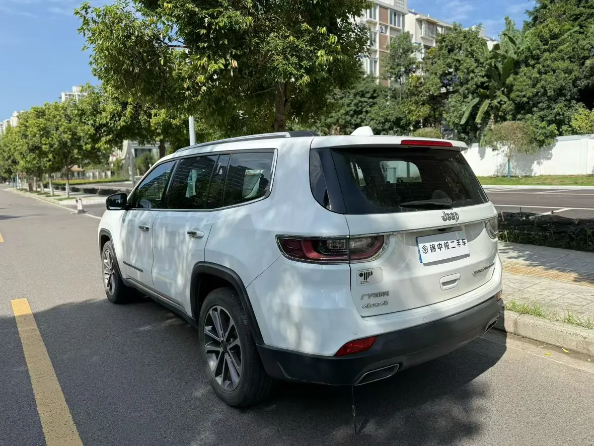 Jeep Grand commander