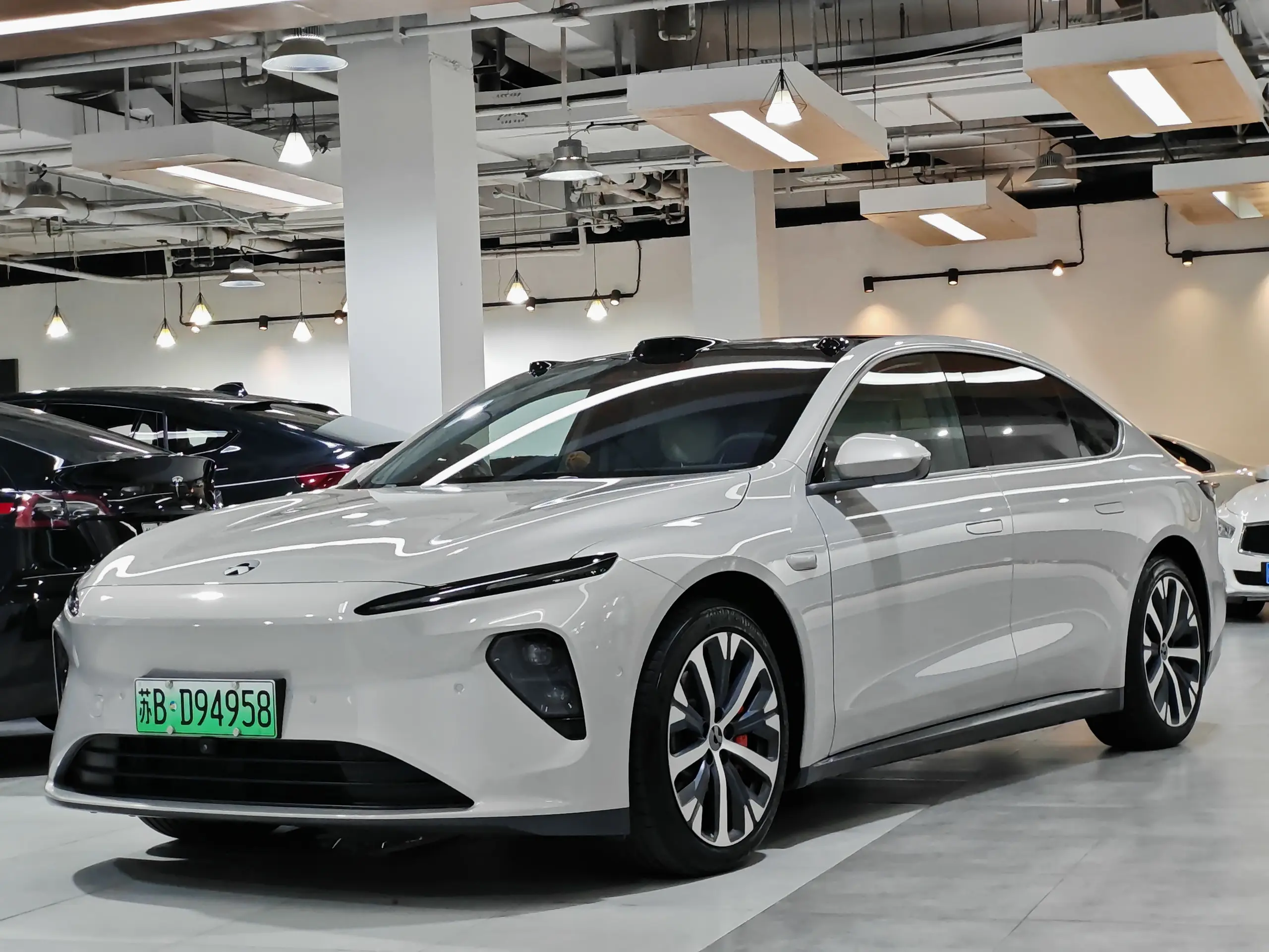 NIO ET7  из Китая