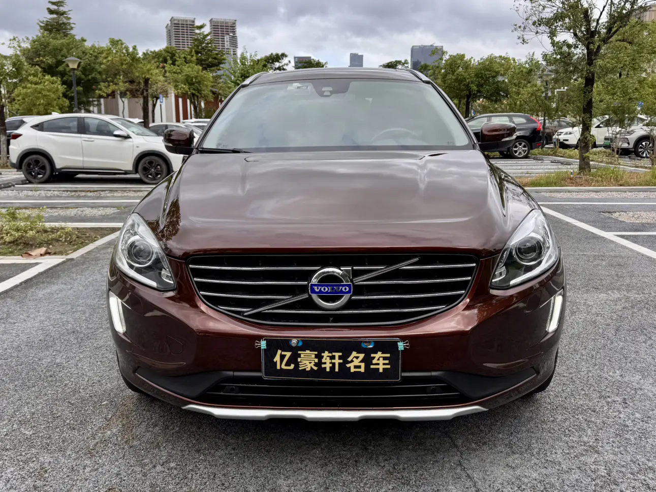 Volvo XC60 (imported)