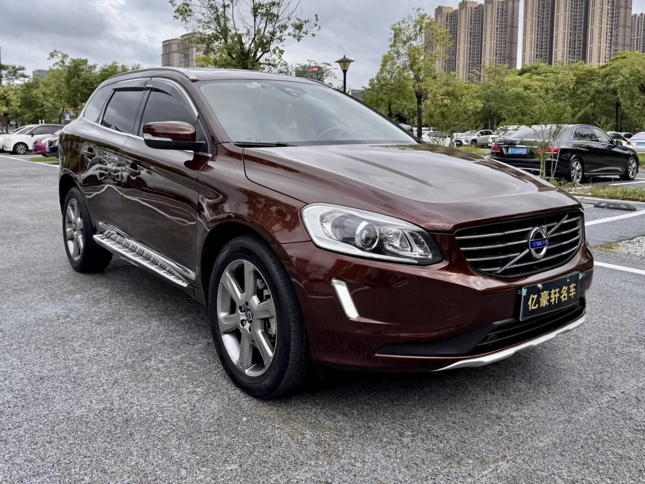 Volvo XC60 (imported)