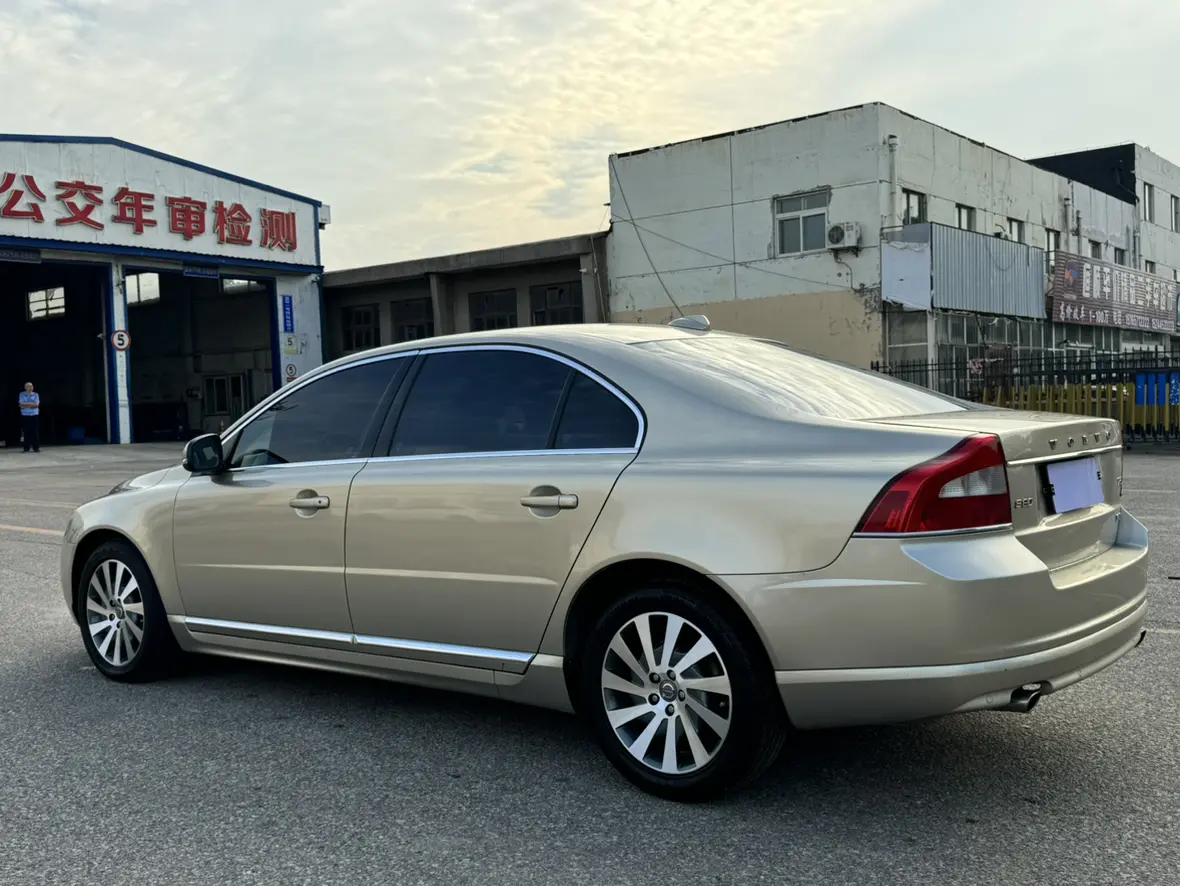 Volvo S80L