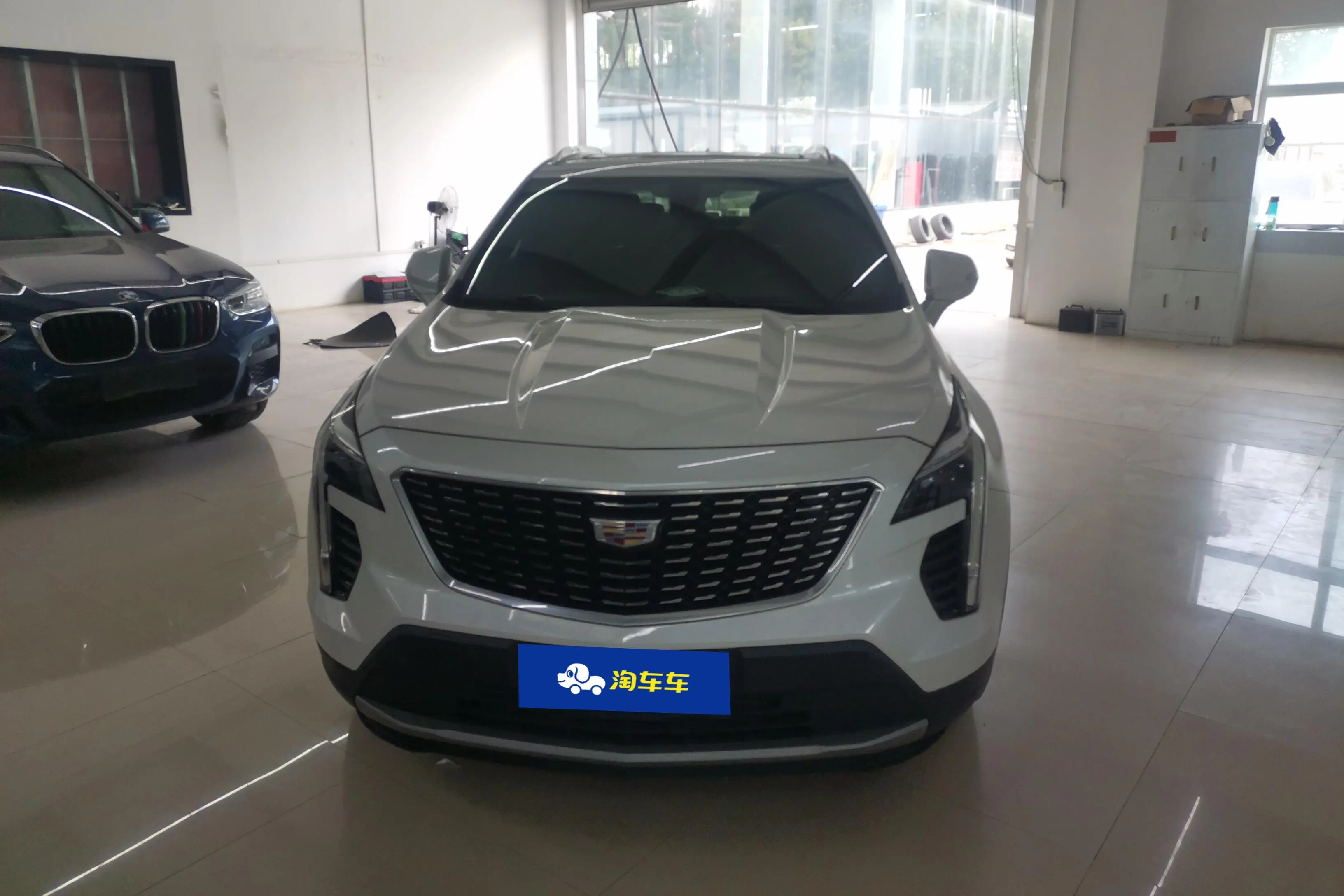 Cadillac XT4