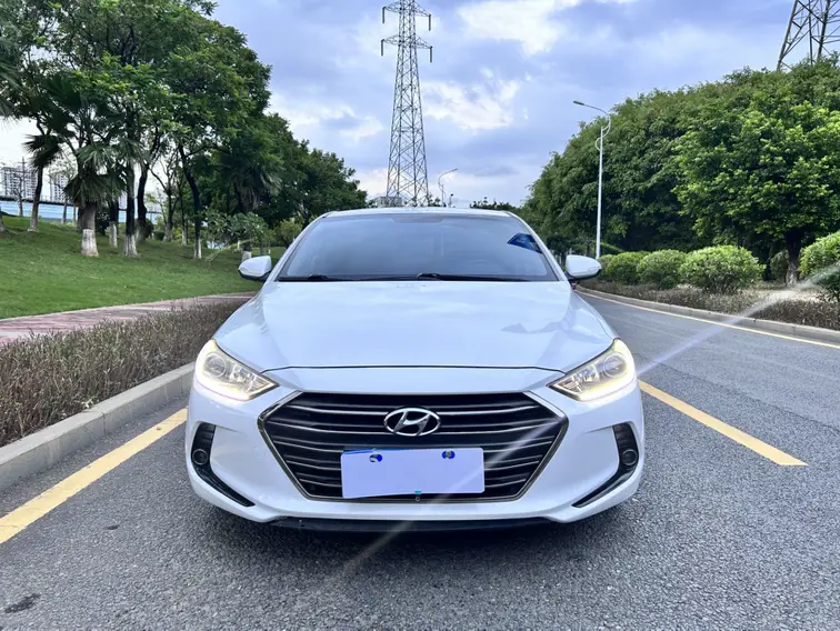 Hyundai Lead
