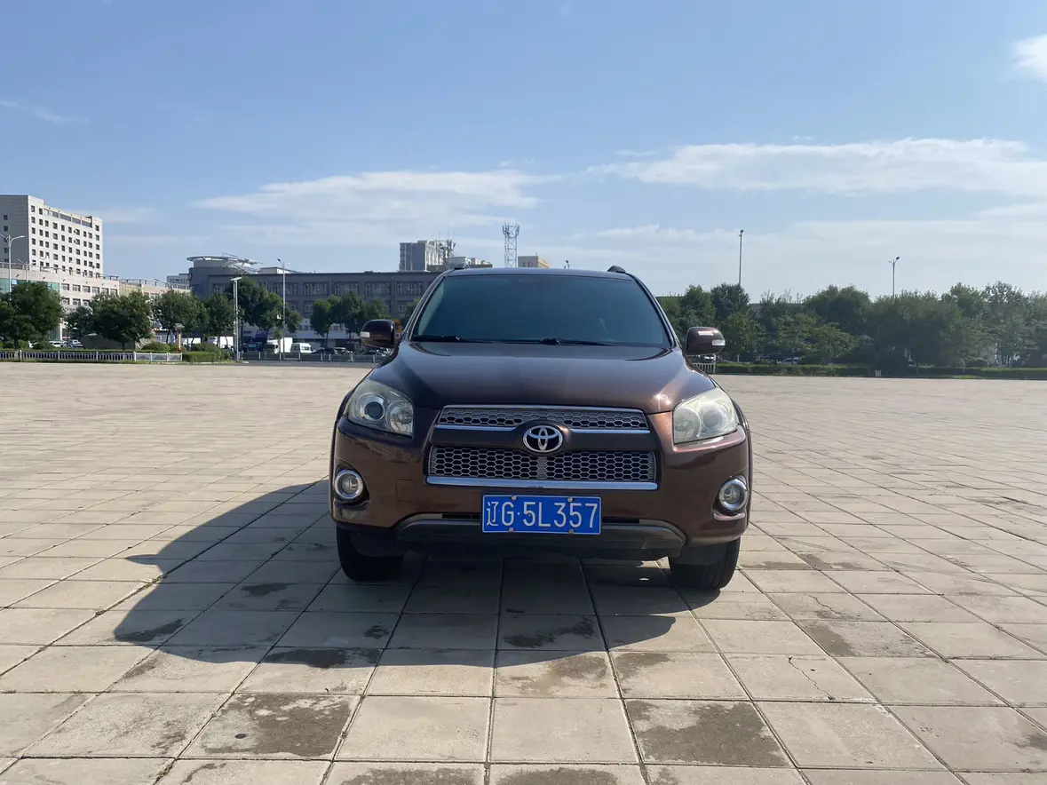 Toyota RAV4  из Китая