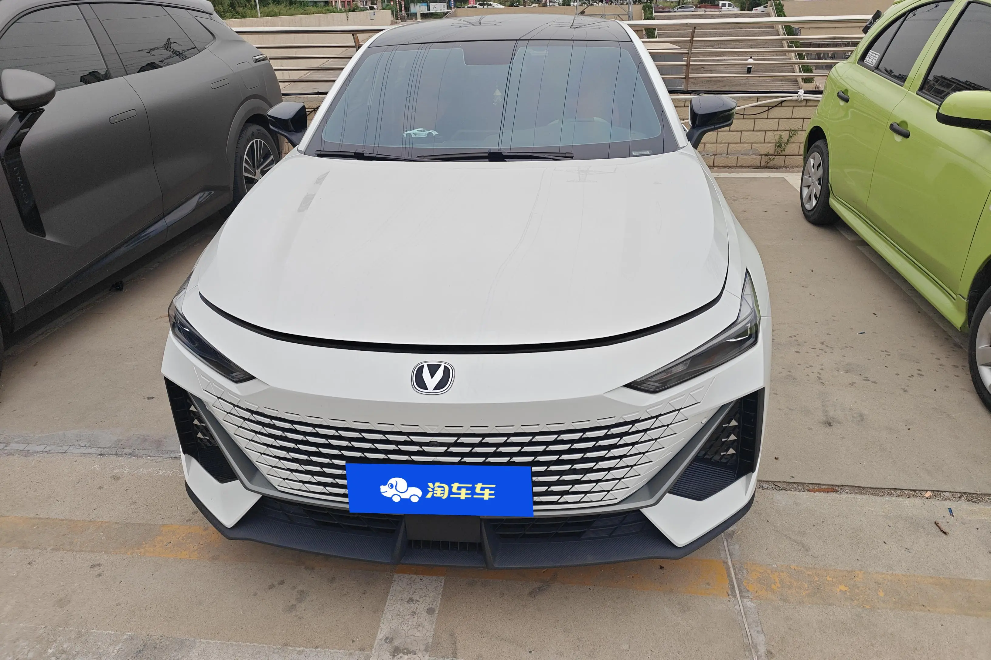 Changan UNI-V