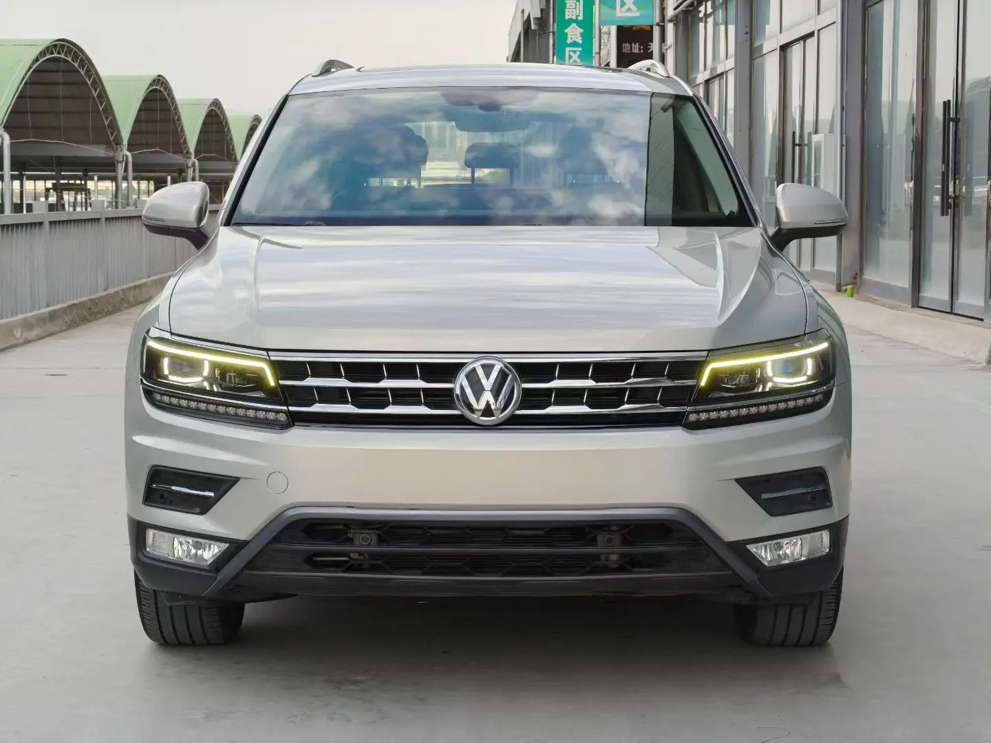 Volkswagen Tiguan L