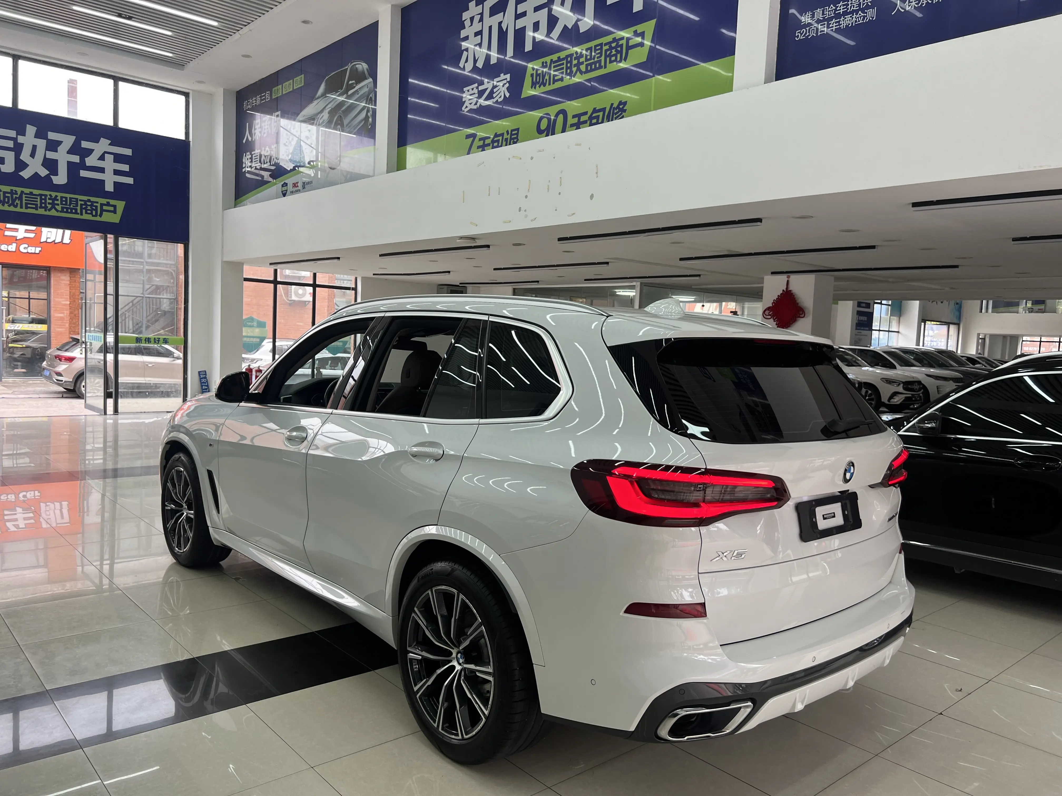 BMW X5 (imported)