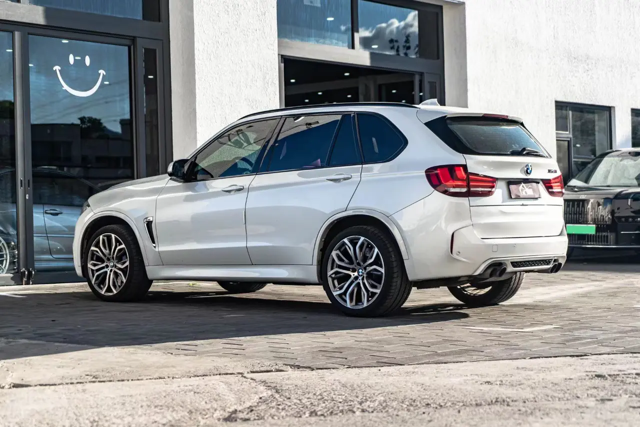 BMW X5M