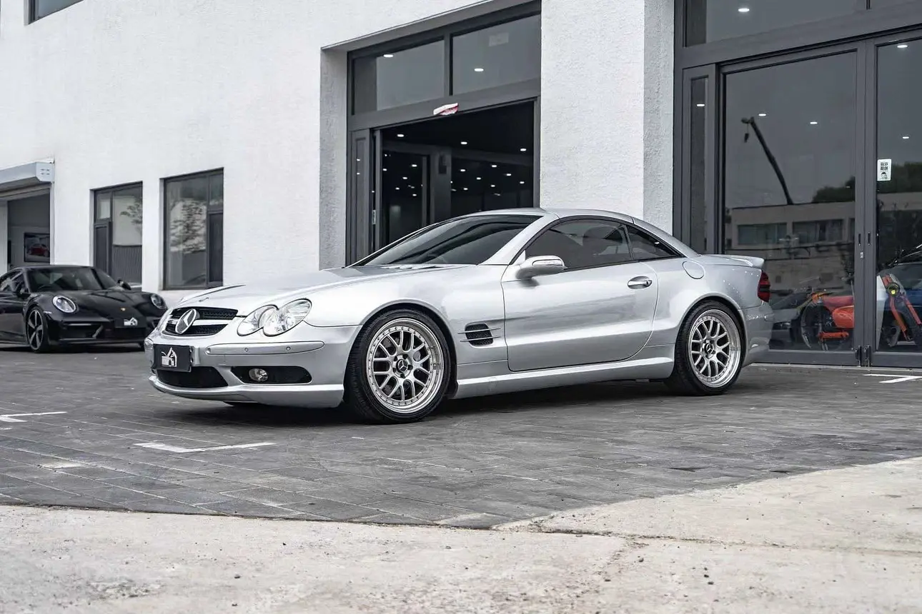 Mercedes-Benz SL Class