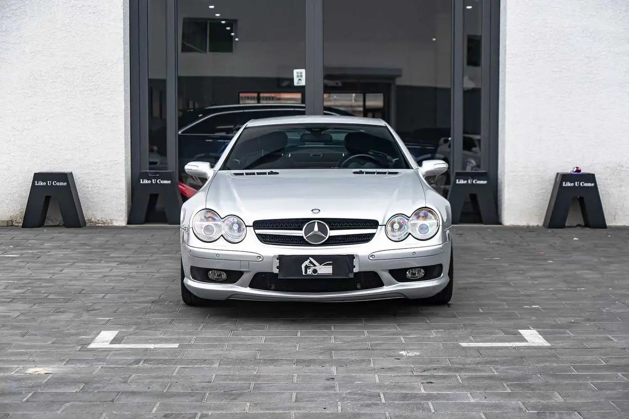 Mercedes-Benz SL Class