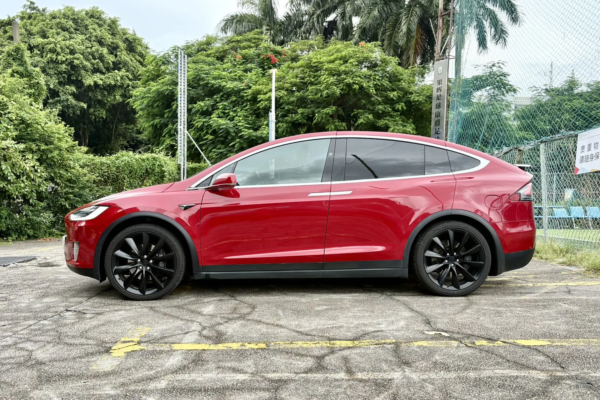 Tesla Model X