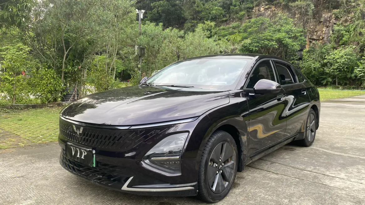 Wuling Starlight PHEV