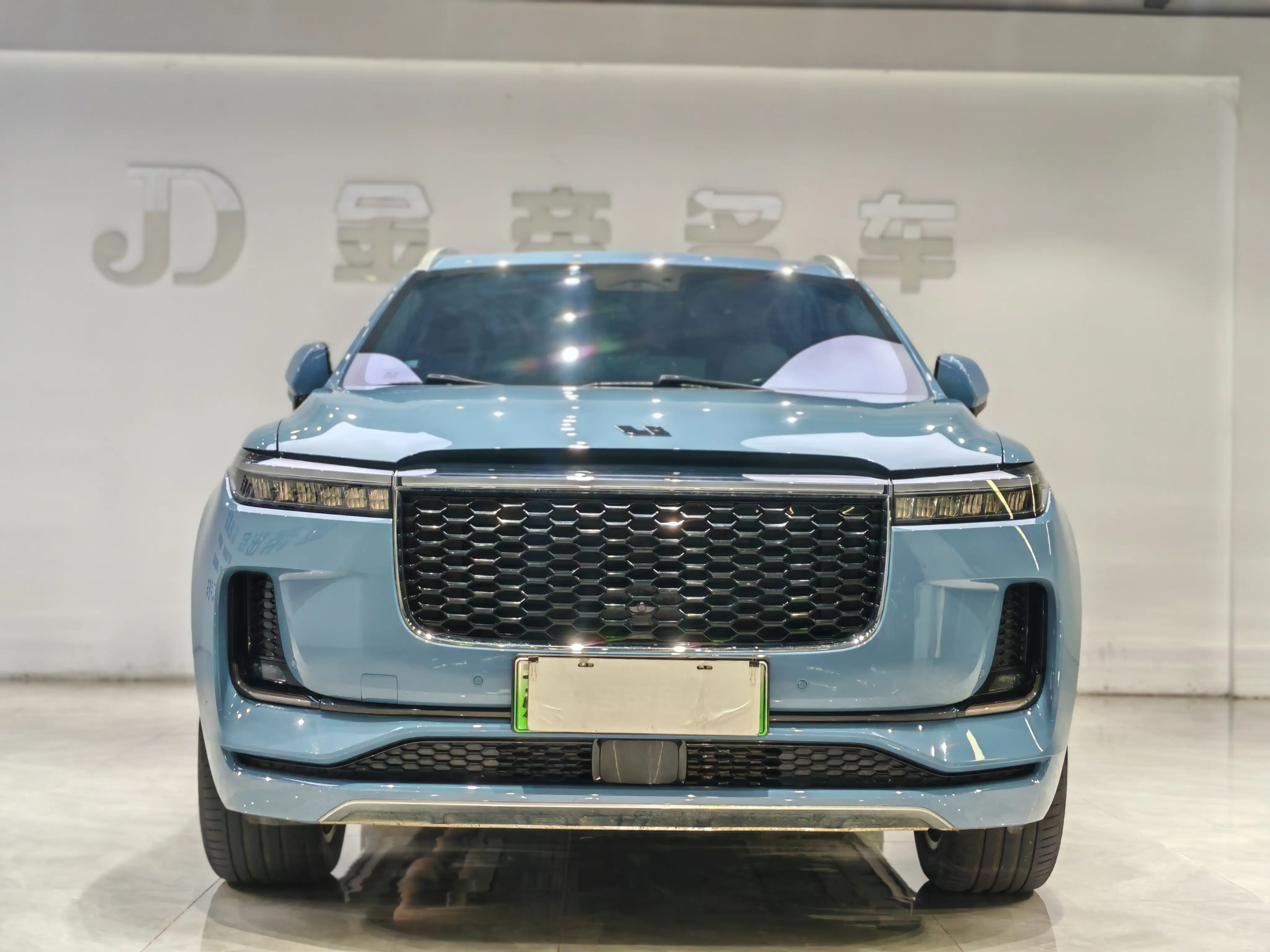 Li ONE (Ideal ONE)  из Китая