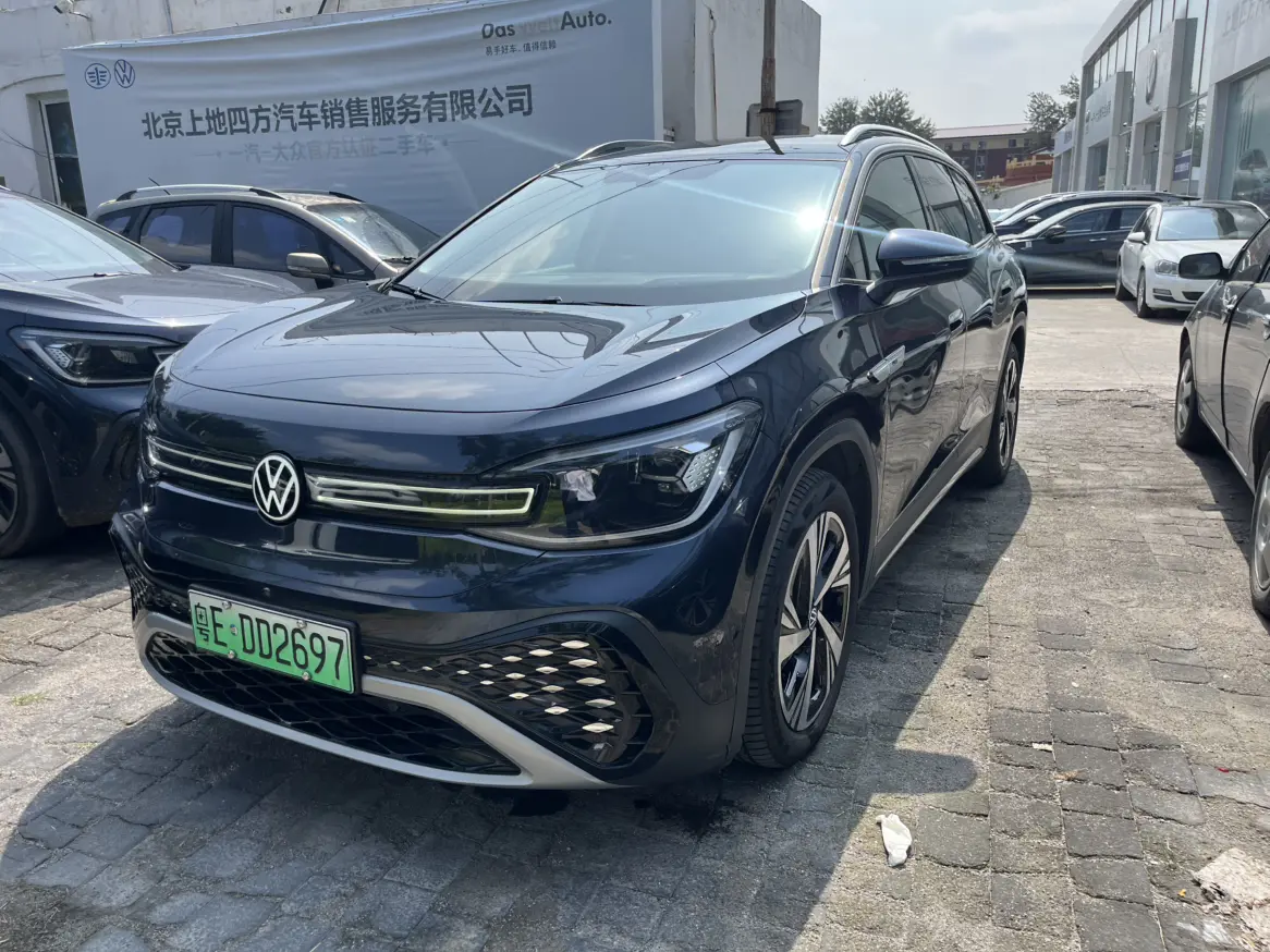 Volkswagen ID.6 CROZZ