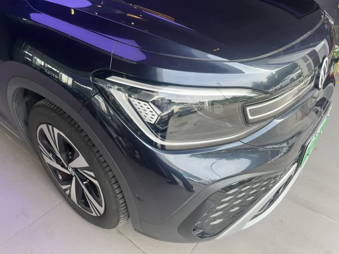 Volkswagen ID.6 CROZZ