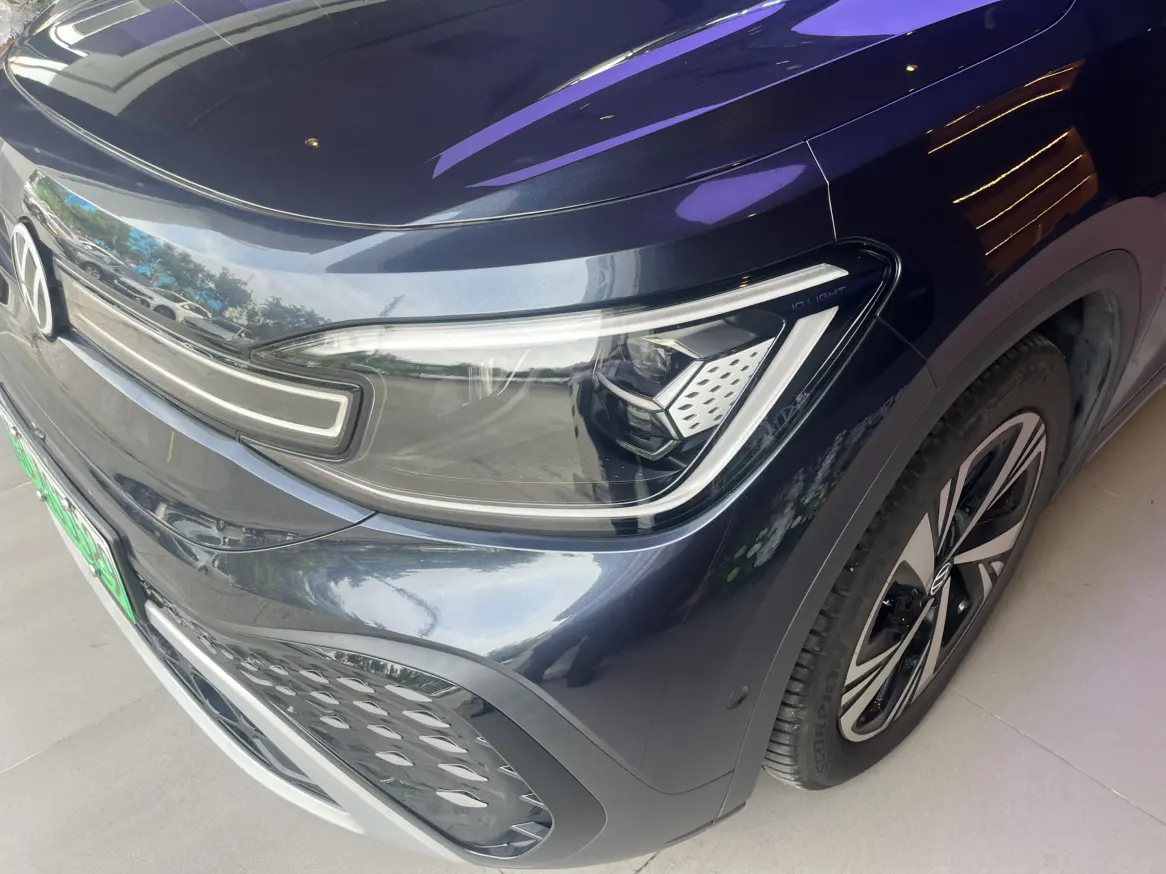 Volkswagen ID.6 CROZZ