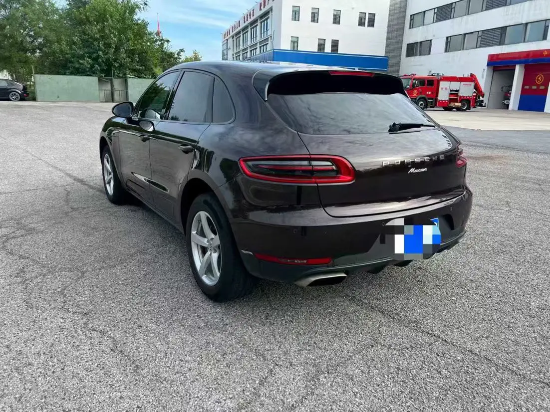 Porsche Macan