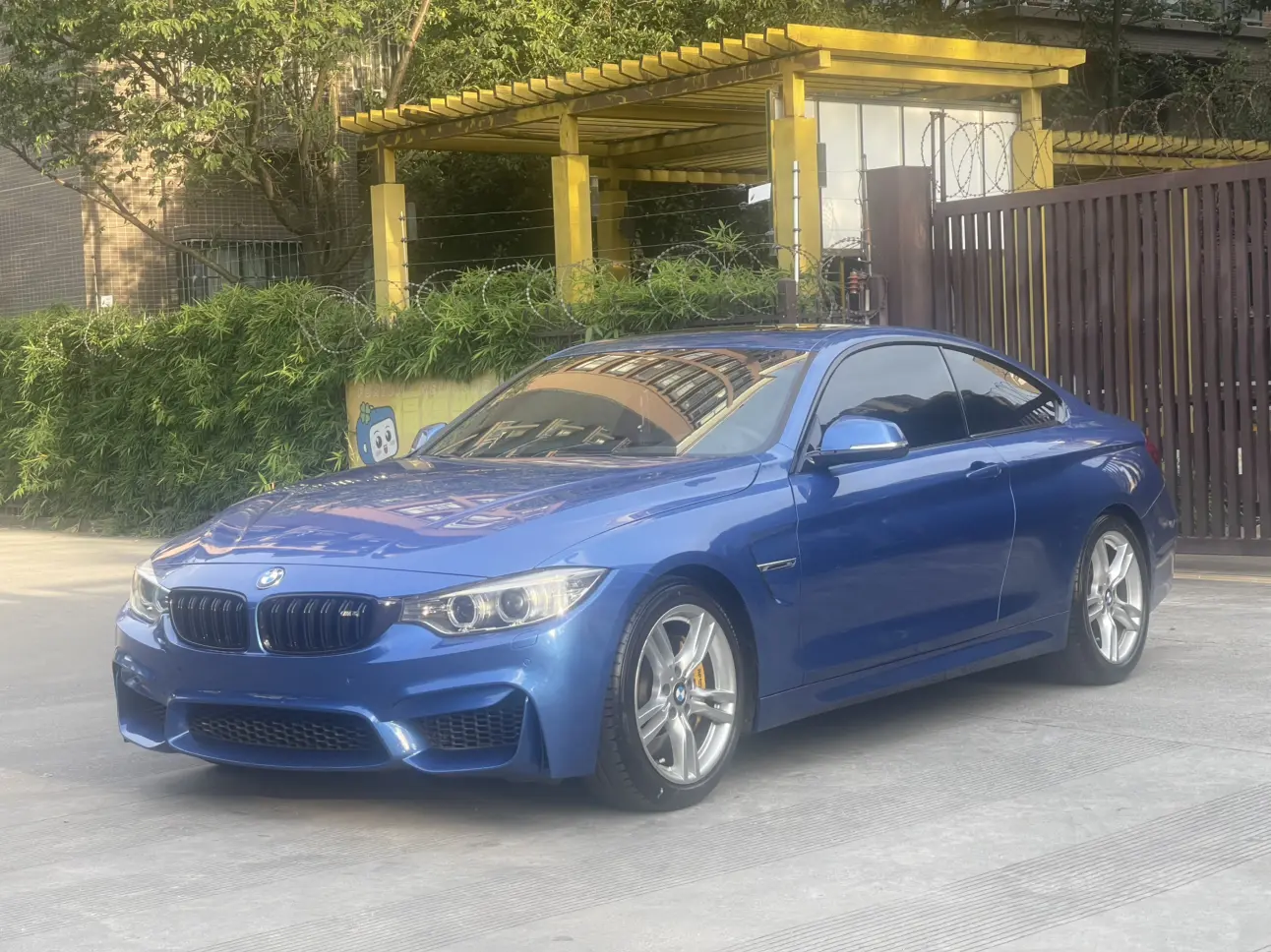 BMW 4 Series  из Китая