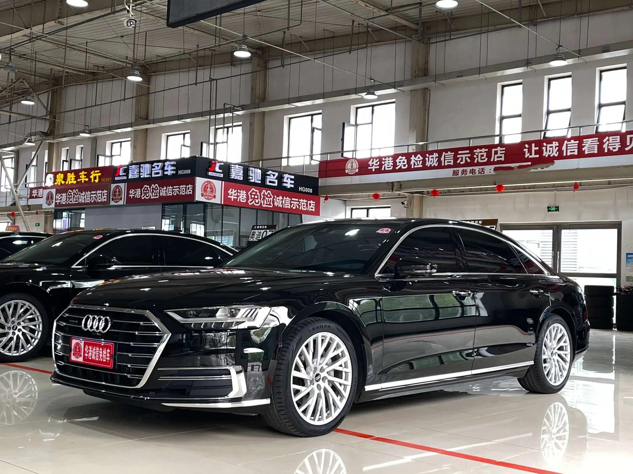 AUDI A8