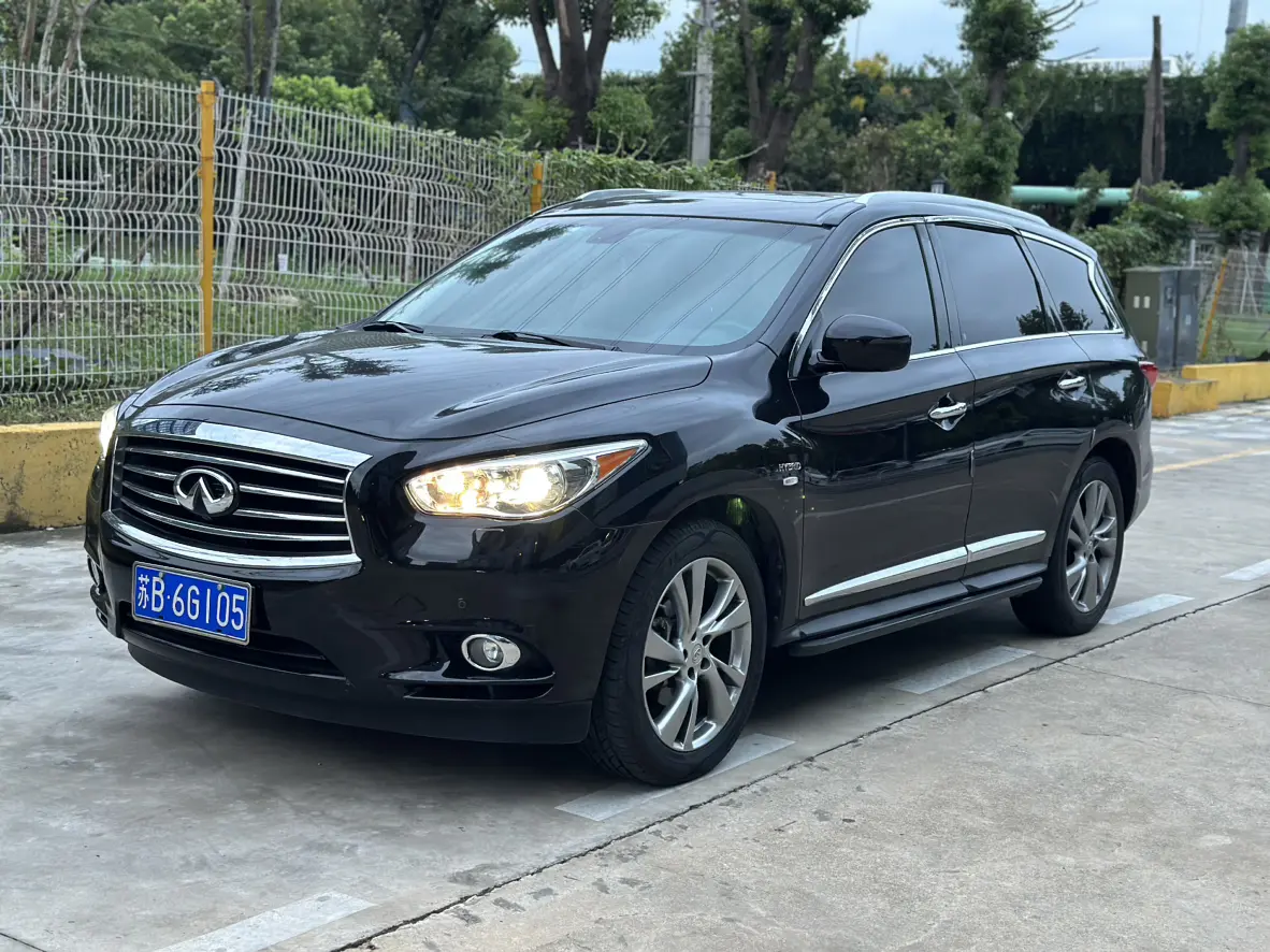 Infiniti QX60 (imported)