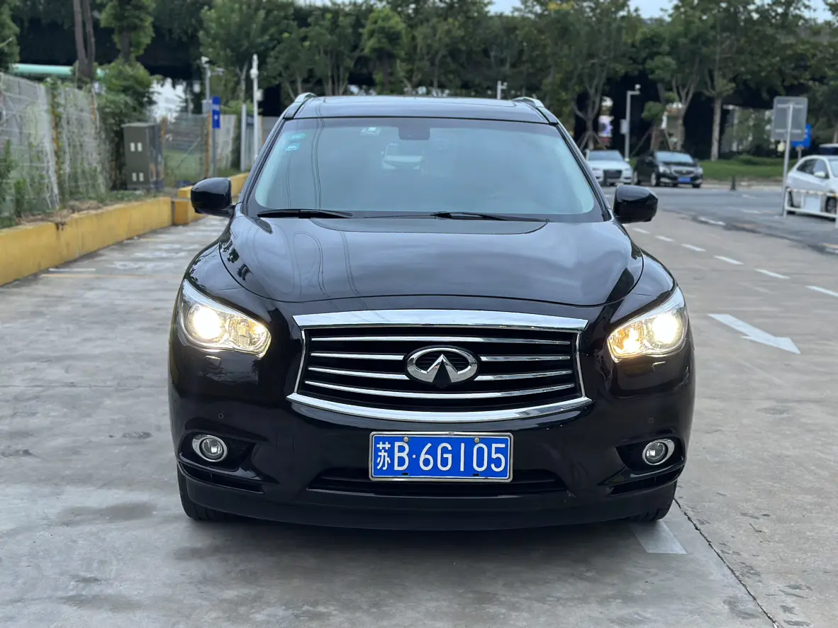 Infiniti QX60 (imported)