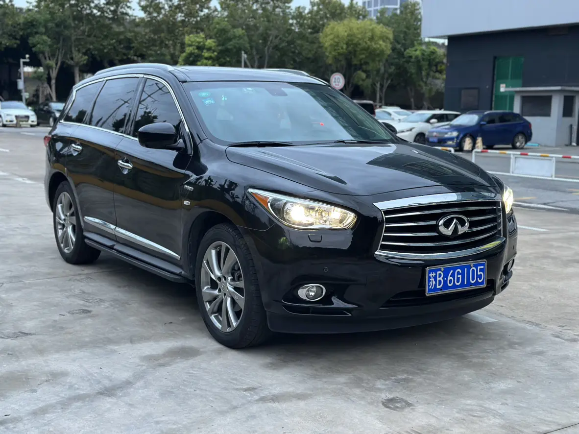 Infiniti QX60 (imported)