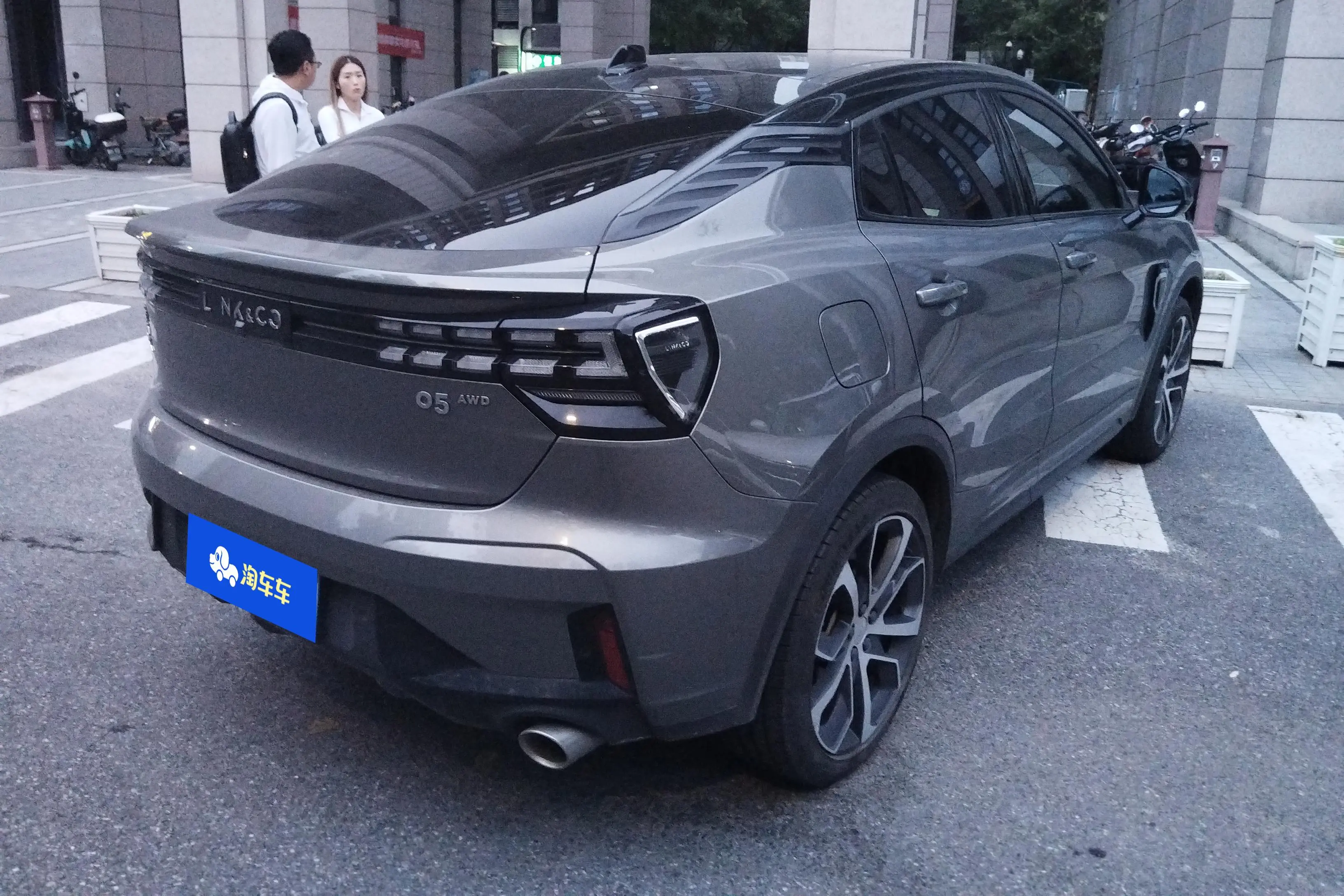 Lynk & Co 05