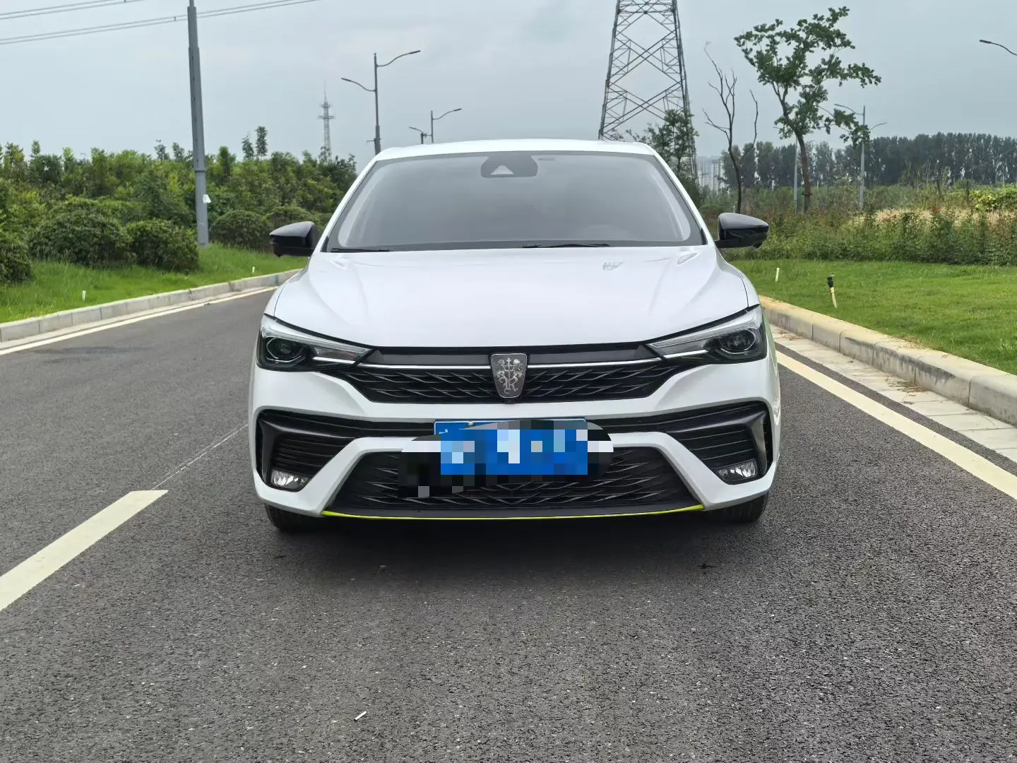 Roewe i5  из Китая