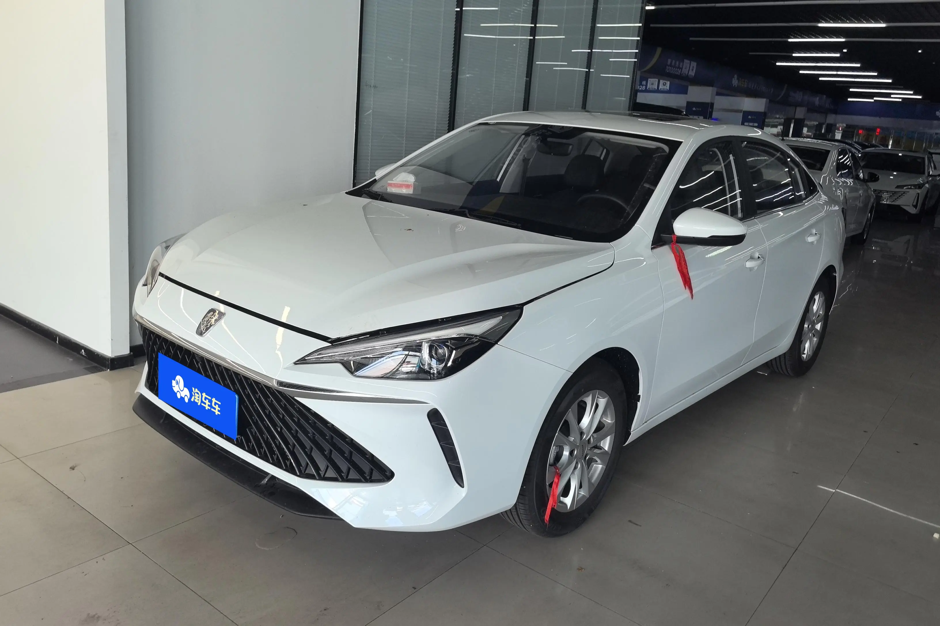 Roewe i5  из Китая