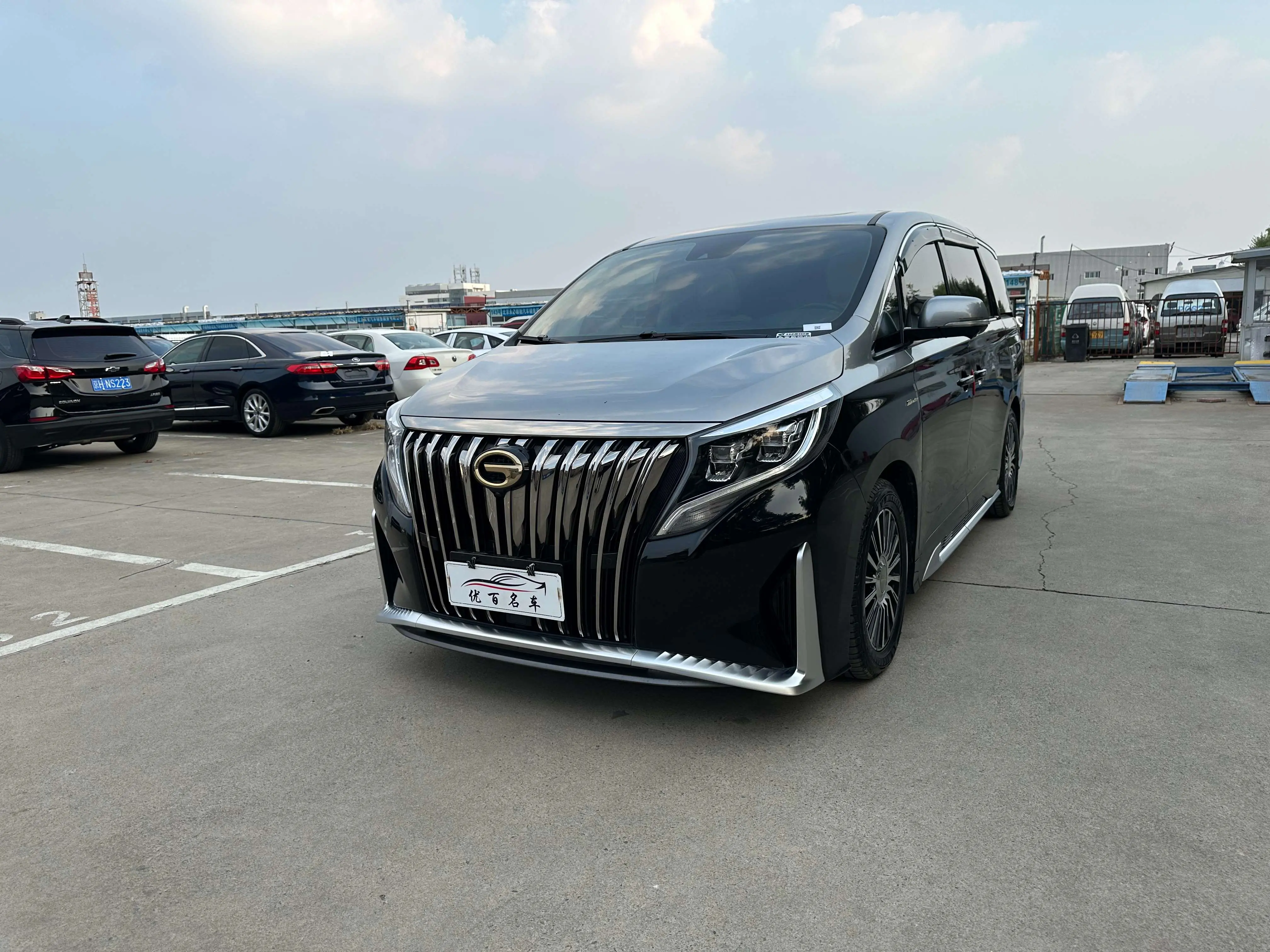 GAC Trumpchi M8