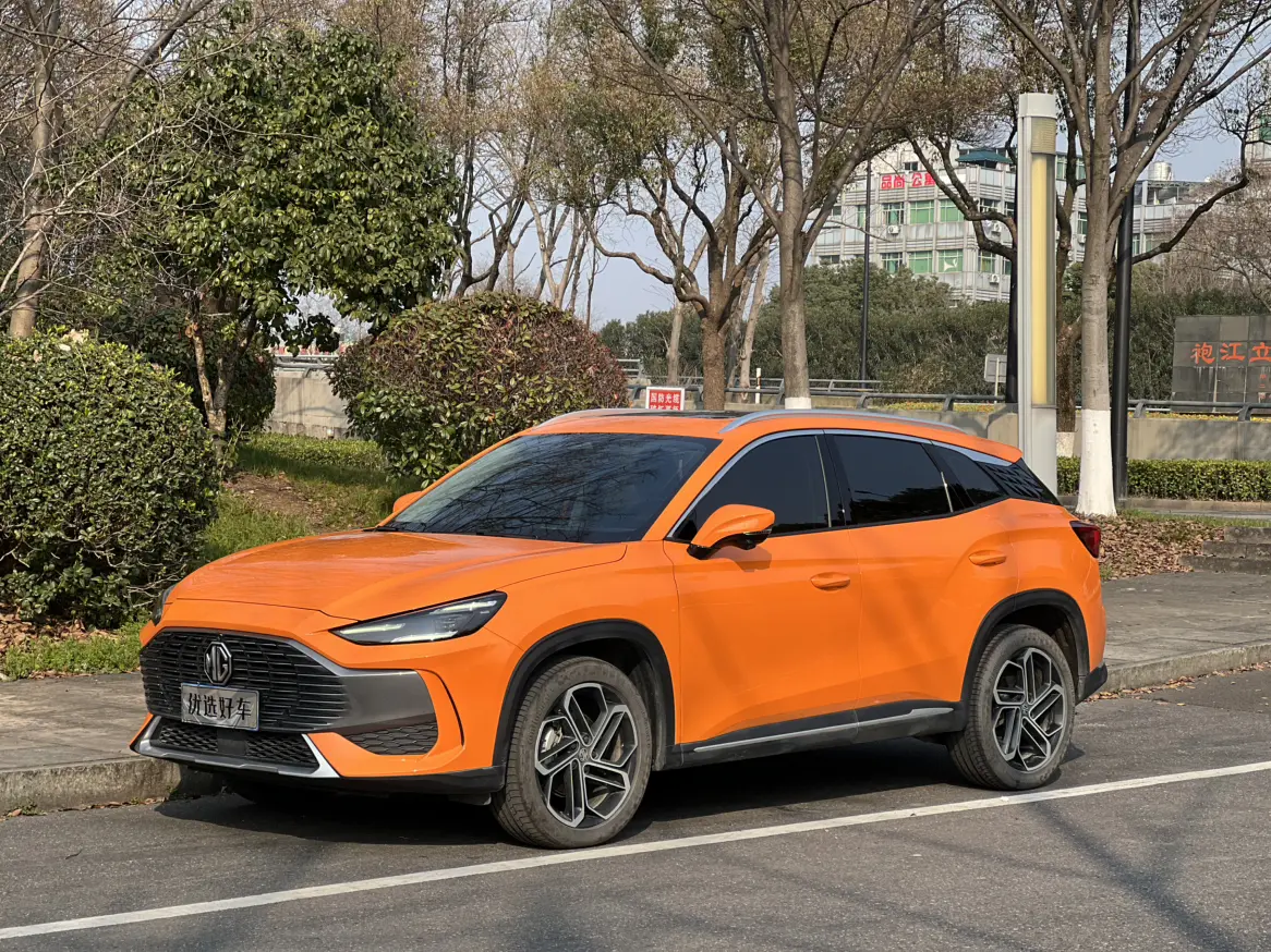 MG ONE  из Китая