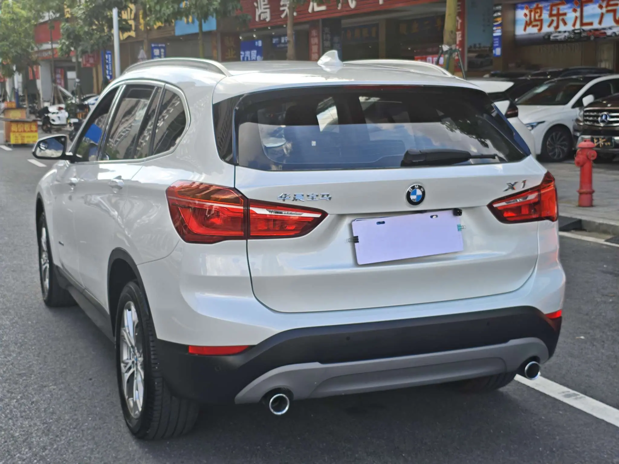BMW X1