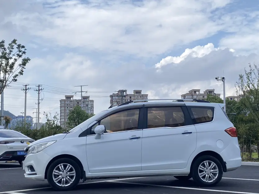 Inge Motors Inranger 737