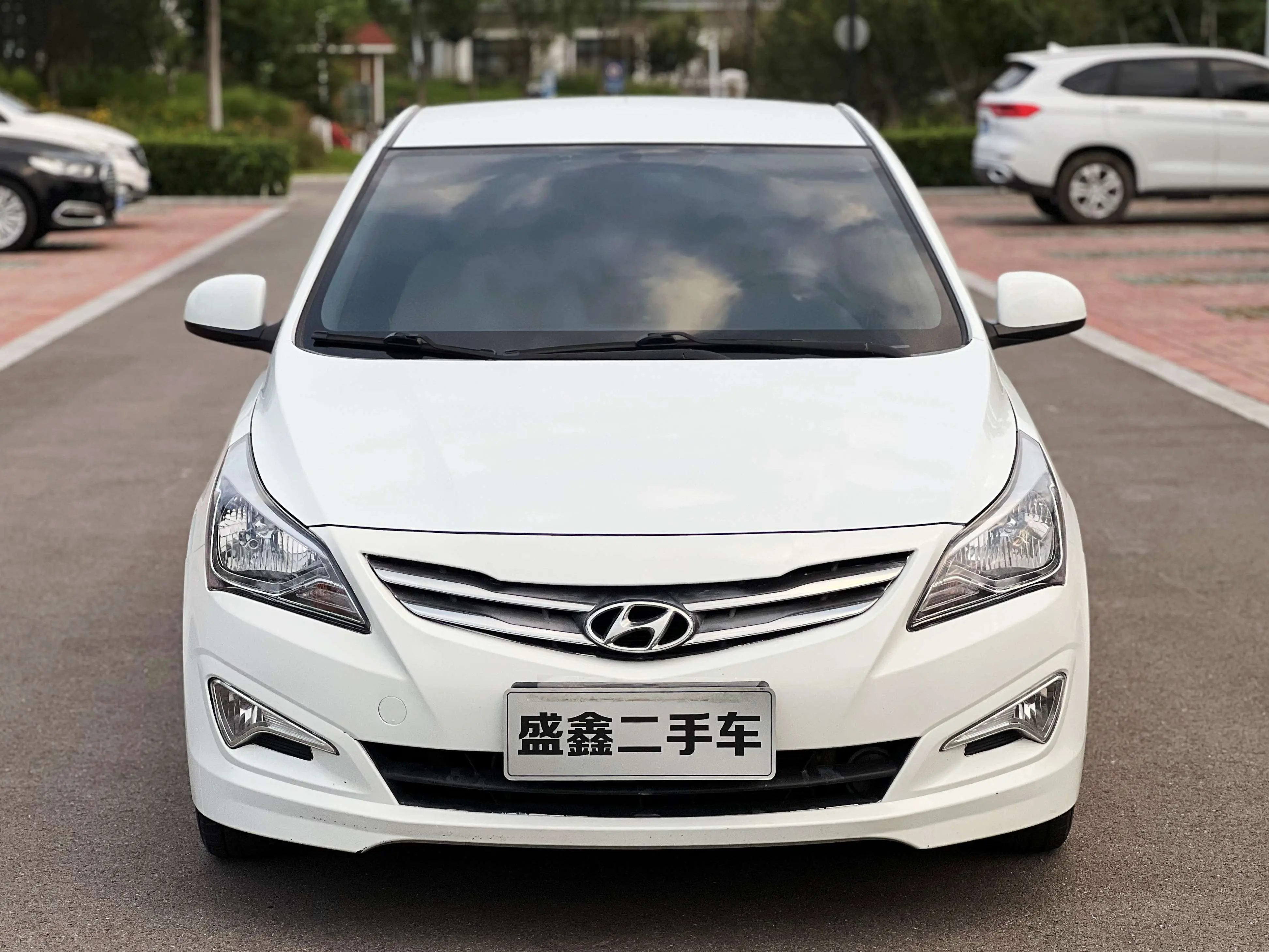 Hyundai Rena