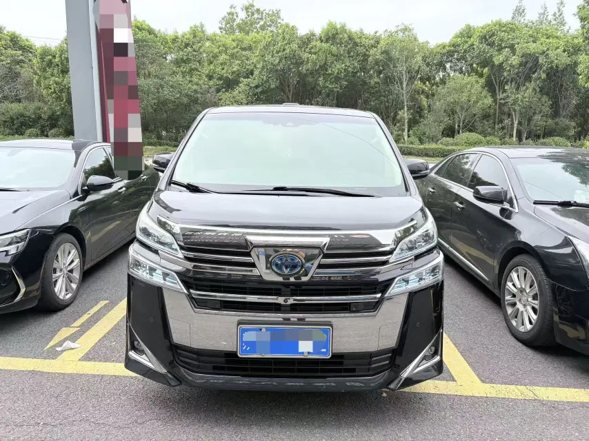 Toyota Crown Wellfire