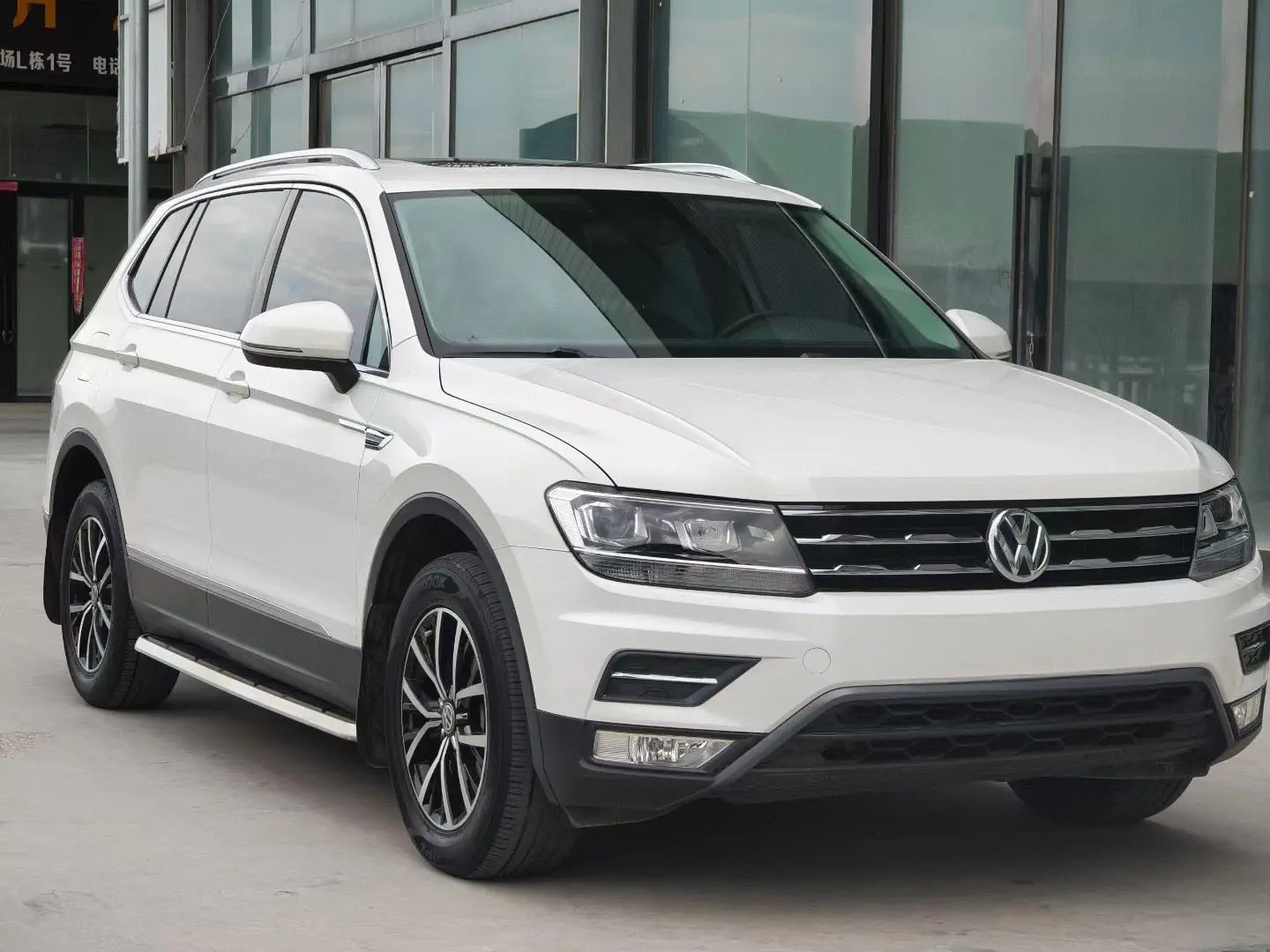Volkswagen Tiguan L