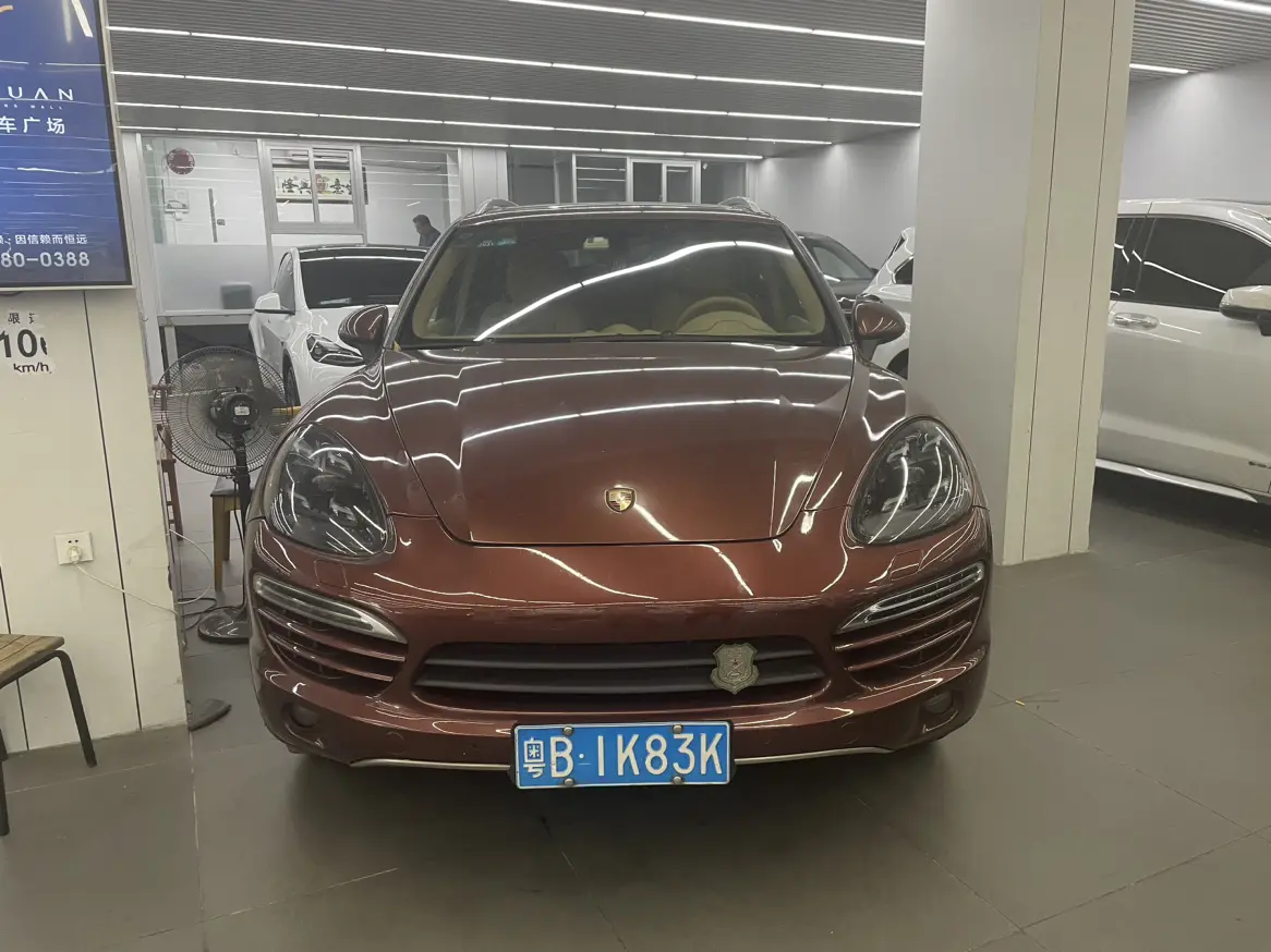 Porsche Cayenne  из Китая