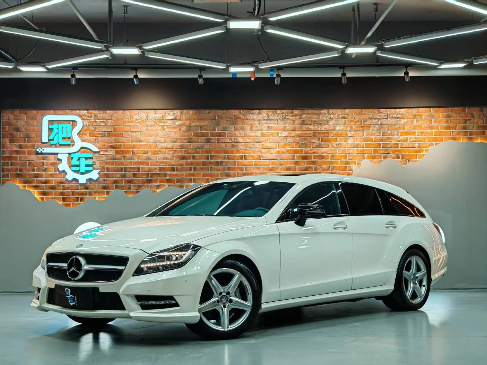 Mercedes-Benz Mercedes Benz CLS