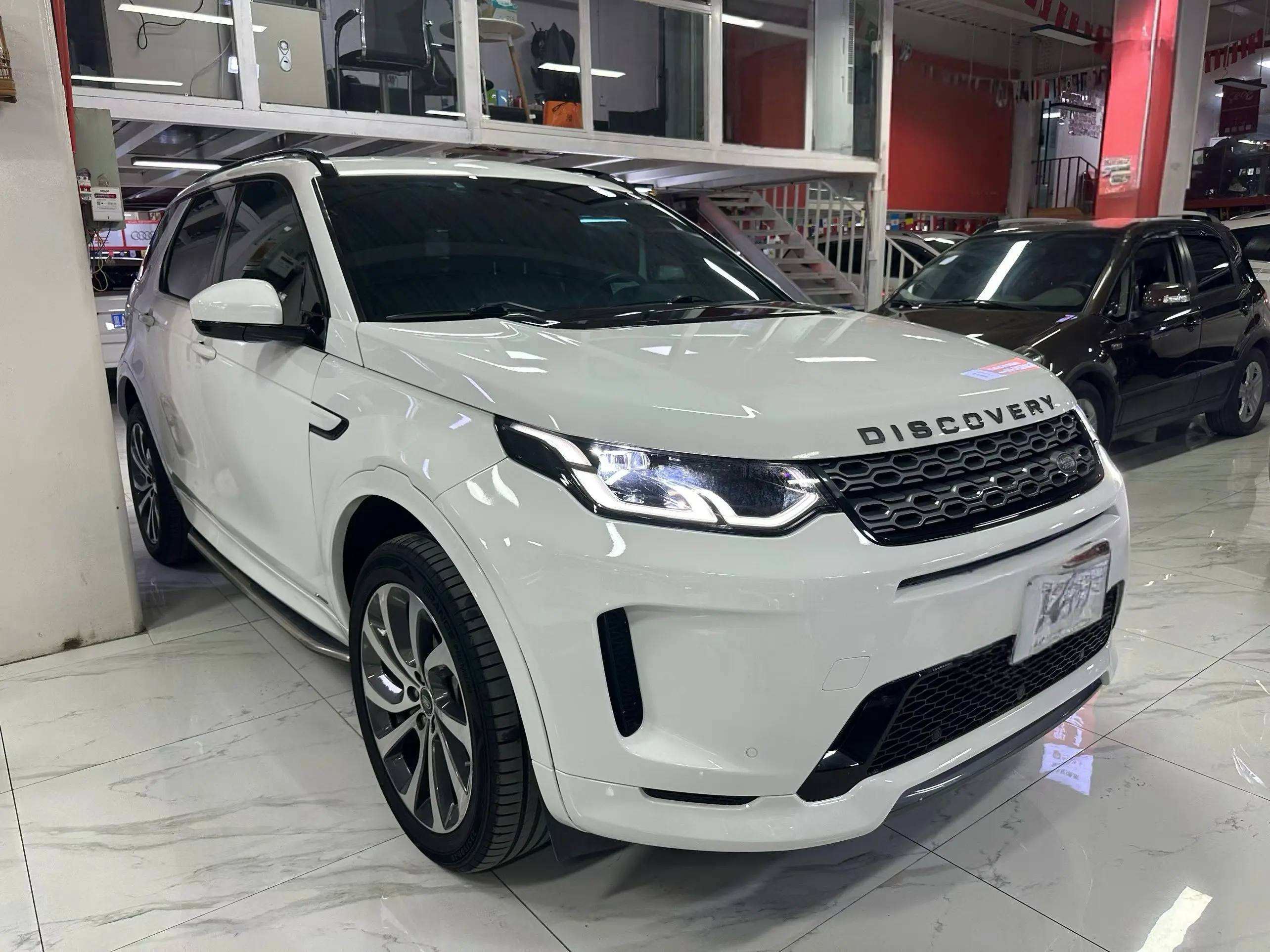 Land Rover Discover Sports