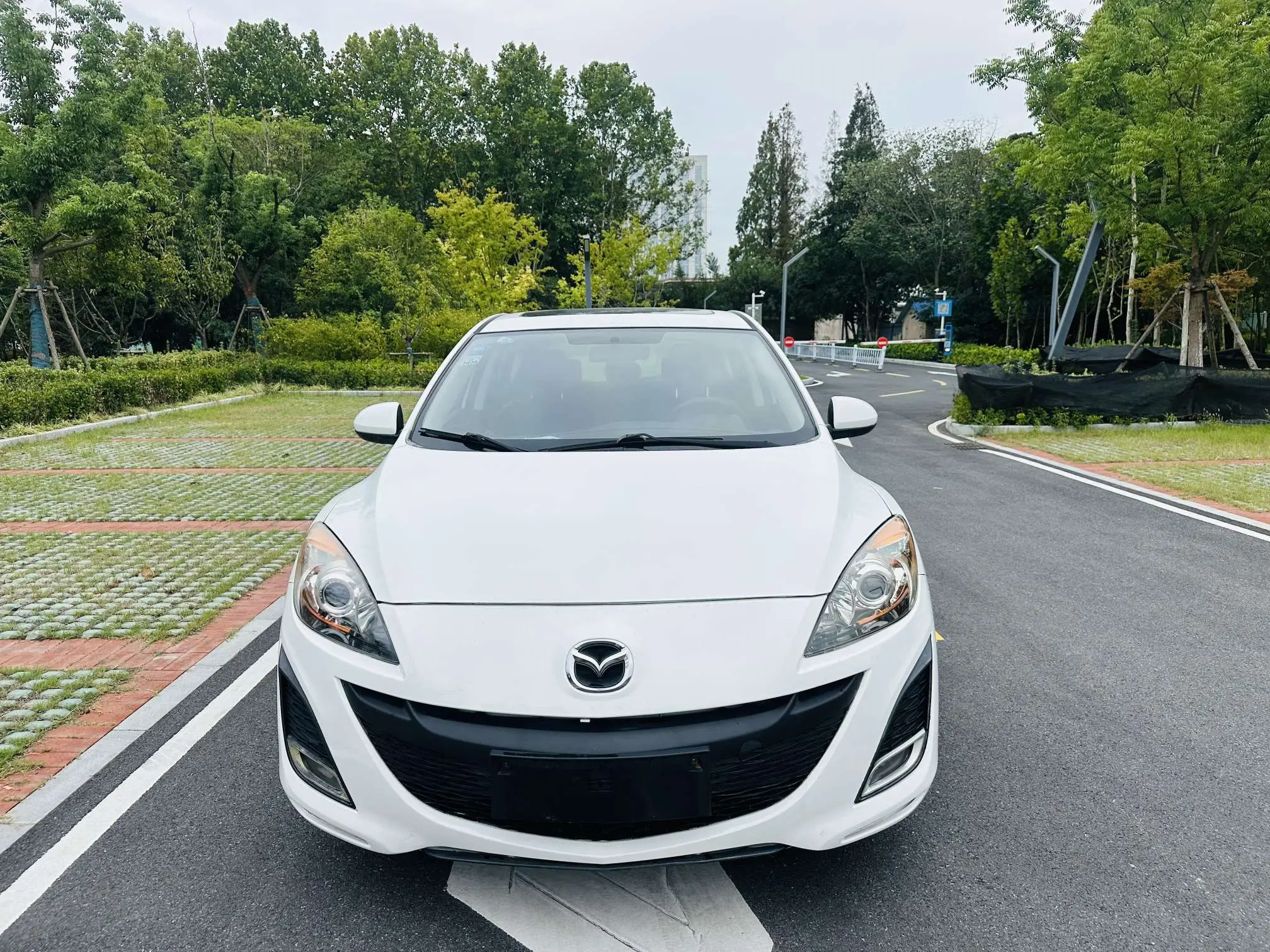 Mazda 3 star