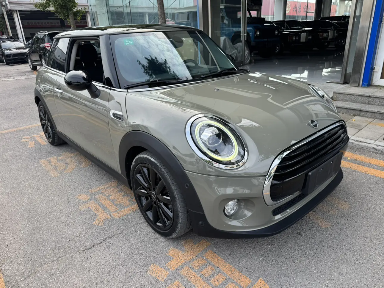MINI MINI