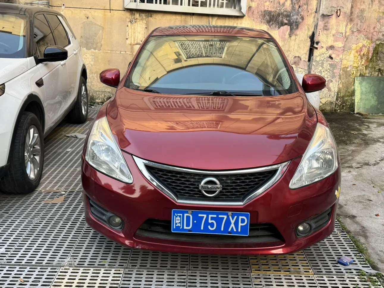 Nissan Tiida