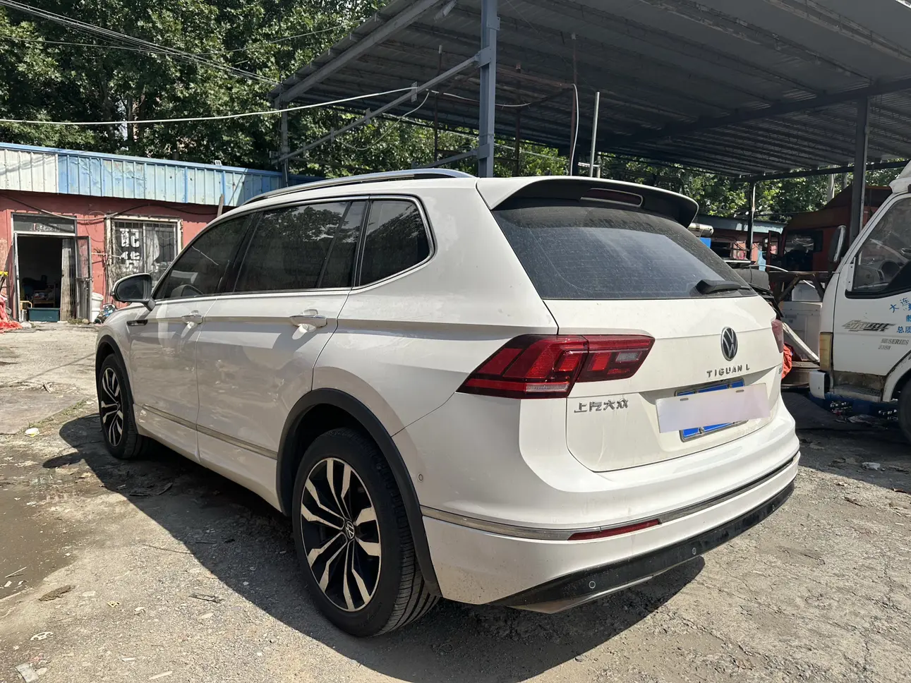 Volkswagen Tiguan L
