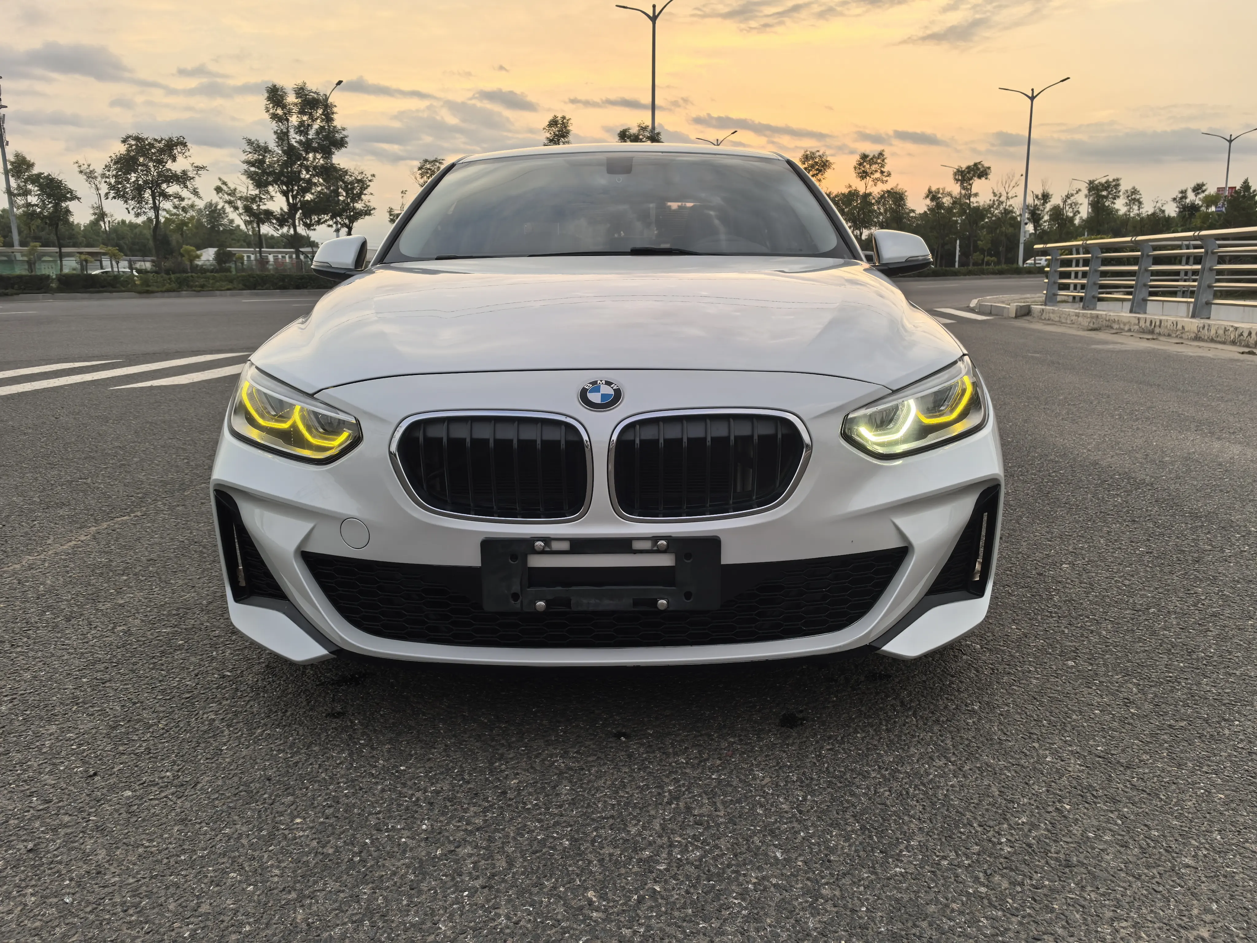 BMW 1 Series  из Китая