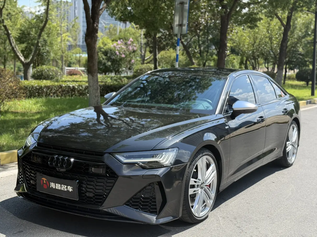 Audi S6  из Китая