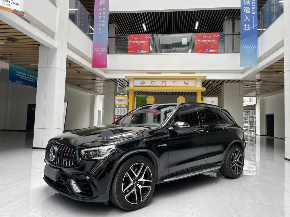 Mercedes-Benz GLC AMG