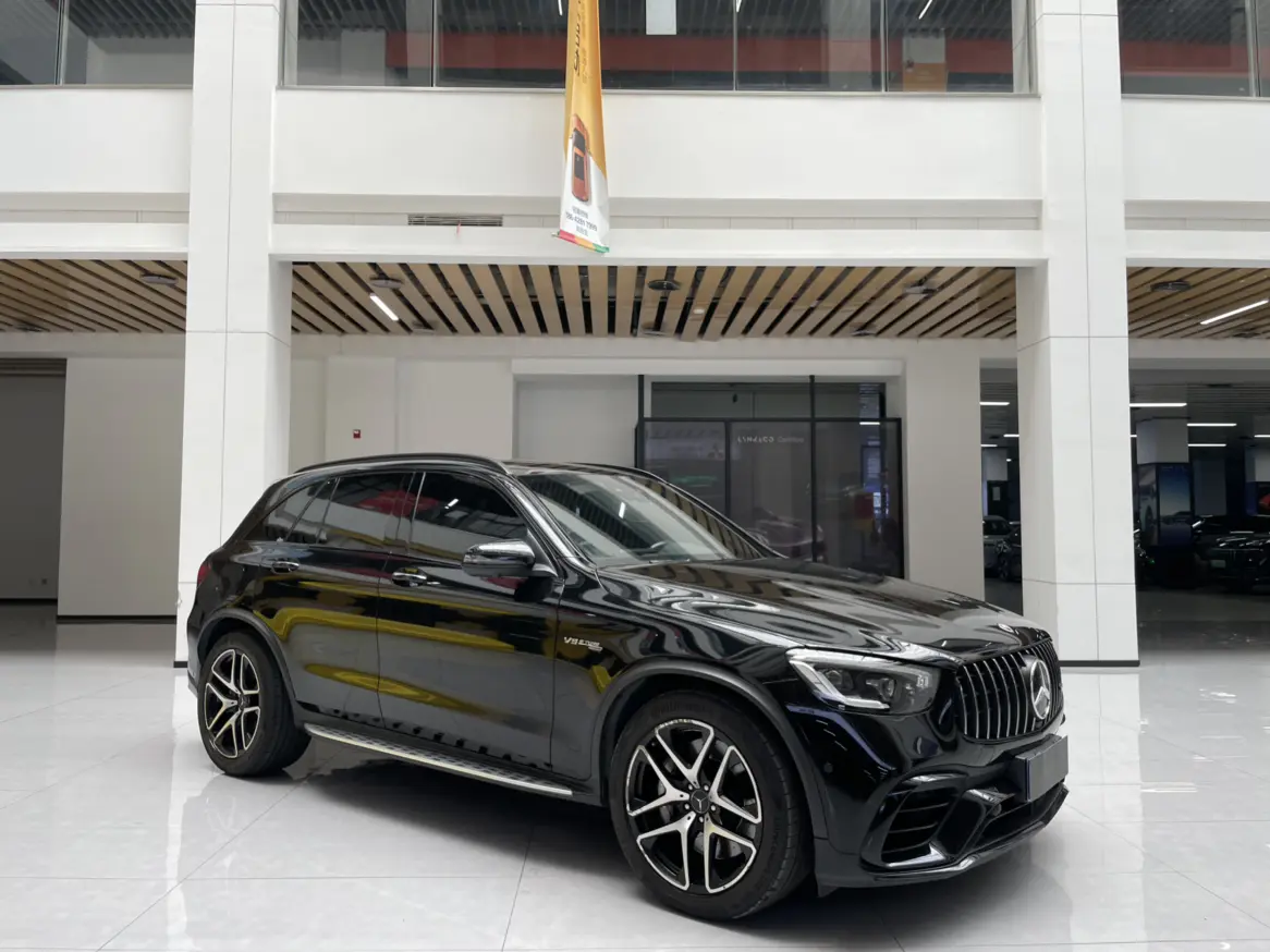 Mercedes-Benz GLC AMG