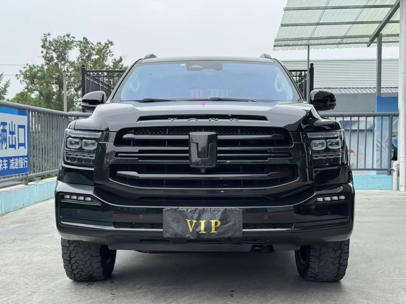 Tank 500  из Китая